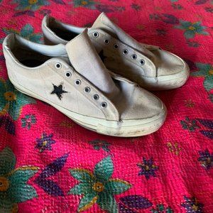 Converse one star
